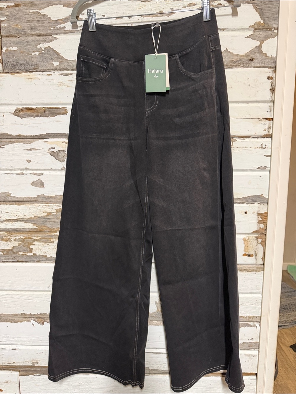 HALARA Black Wide-Leg Flare Jeans
